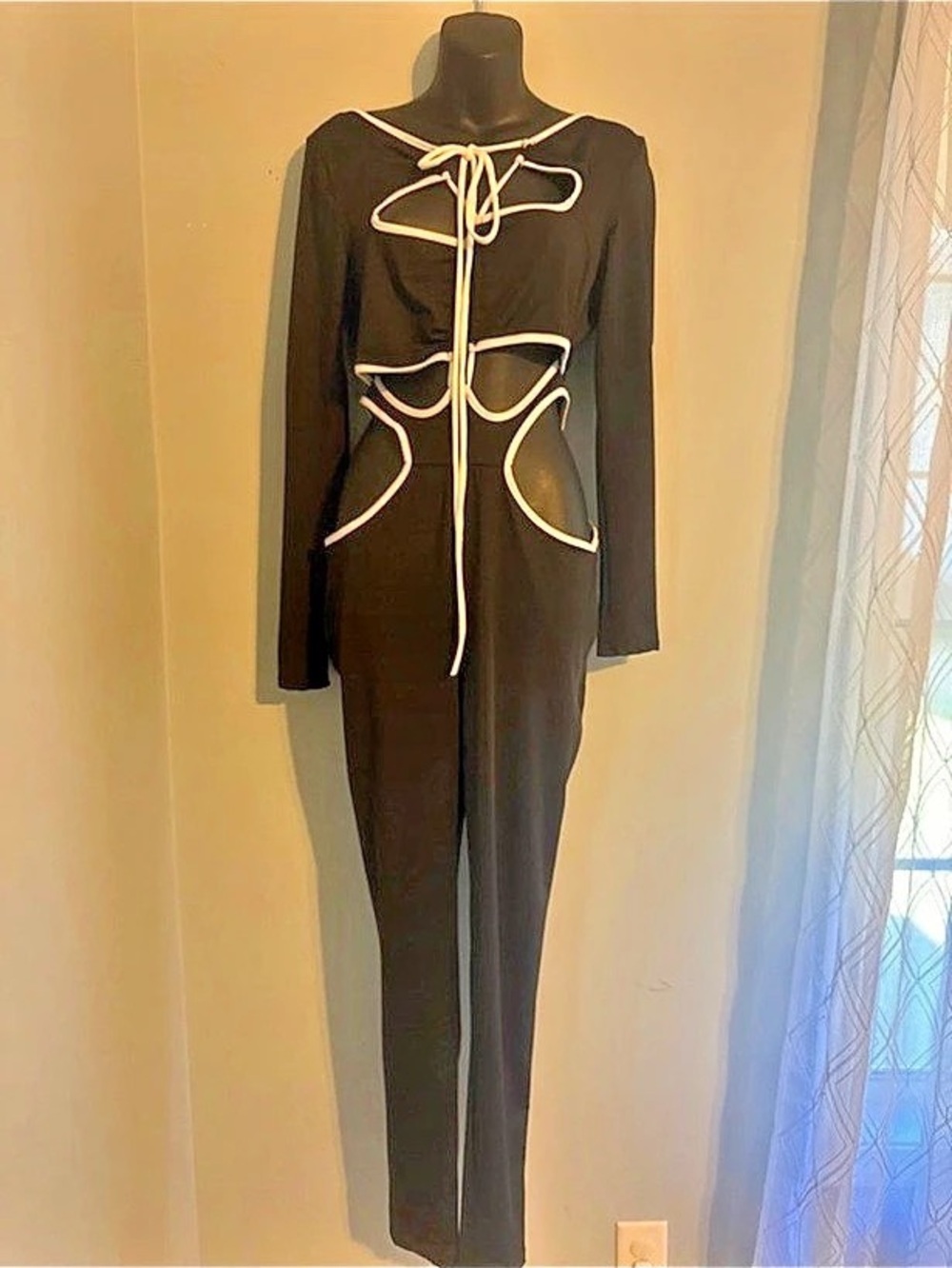 Fashion Nova Black & White Piped Jumpsuit Size Small